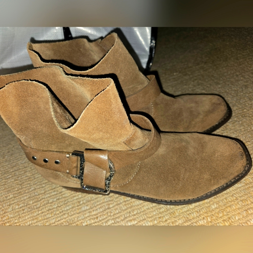 Joe's Women Saki Topside Suede Ankle Boots, Size 7.5